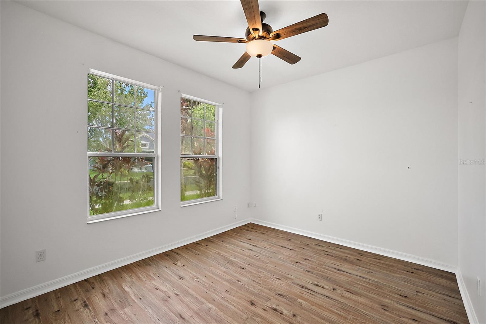 401 Grassy Key, Groveland, FL 34736