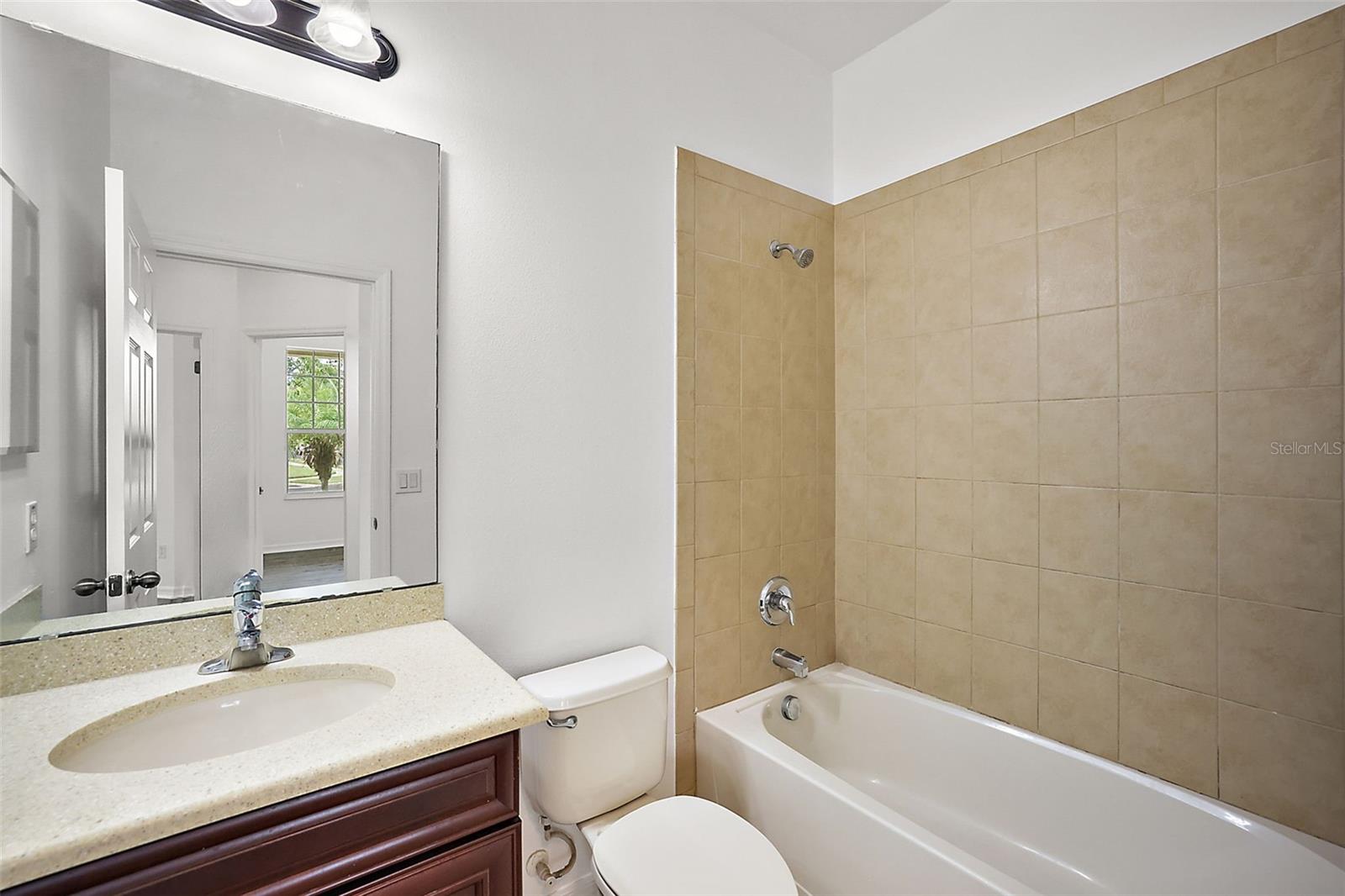 401 Grassy Key, Groveland, FL 34736