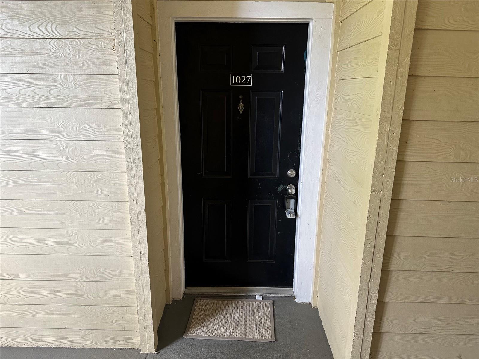 2598 Robert Trent Jones Unit 1027, Orlando, FL 32835