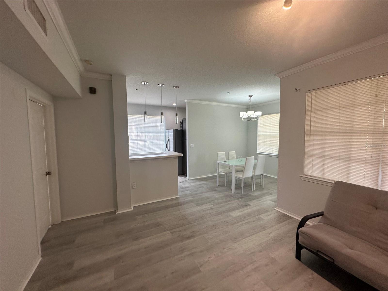 2598 Robert Trent Jones Unit 1027, Orlando, FL 32835