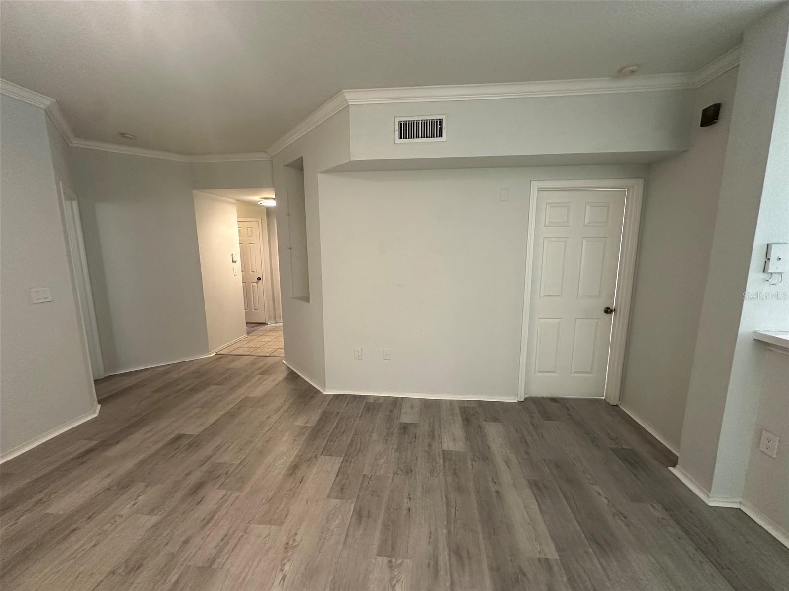 2598 Robert Trent Jones Unit 1027, Orlando, FL 32835