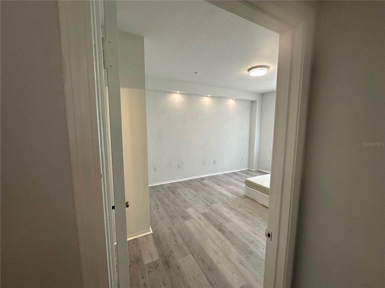 2598 Robert Trent Jones Unit 1027, Orlando, FL 32835
