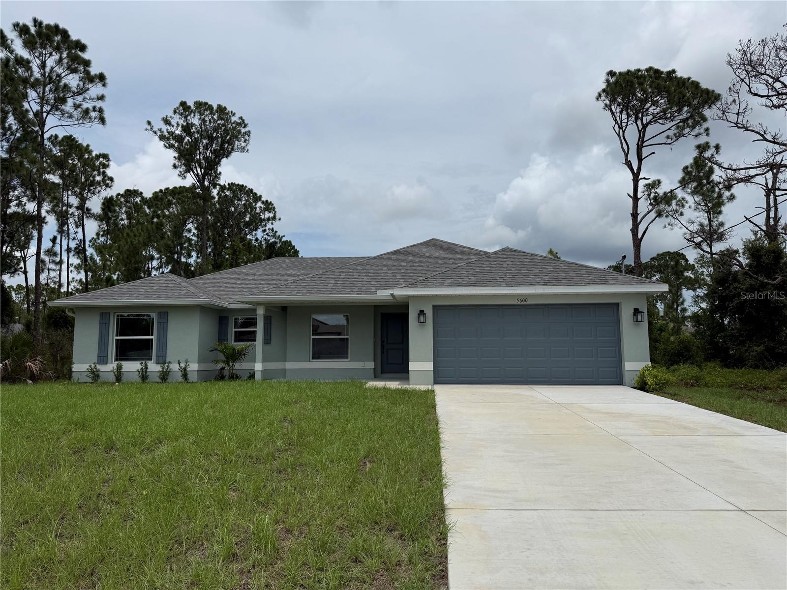 5600 Casanova, North Port, FL 34291