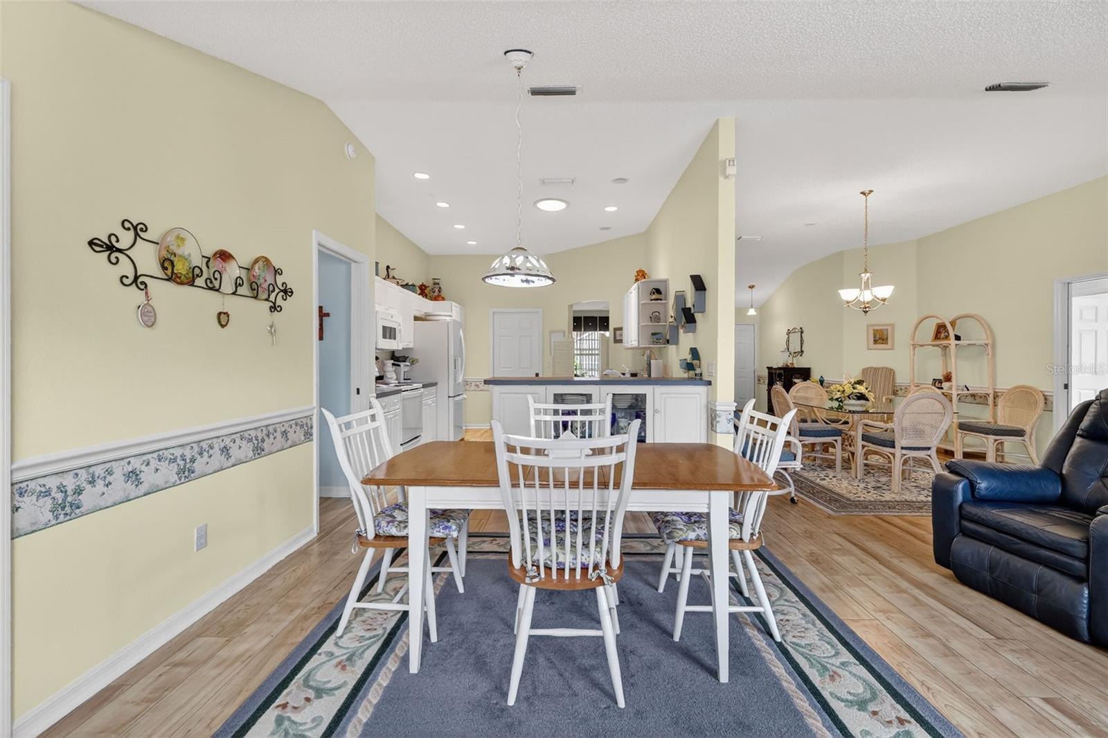 648 San Marino, The Villages, FL 32159