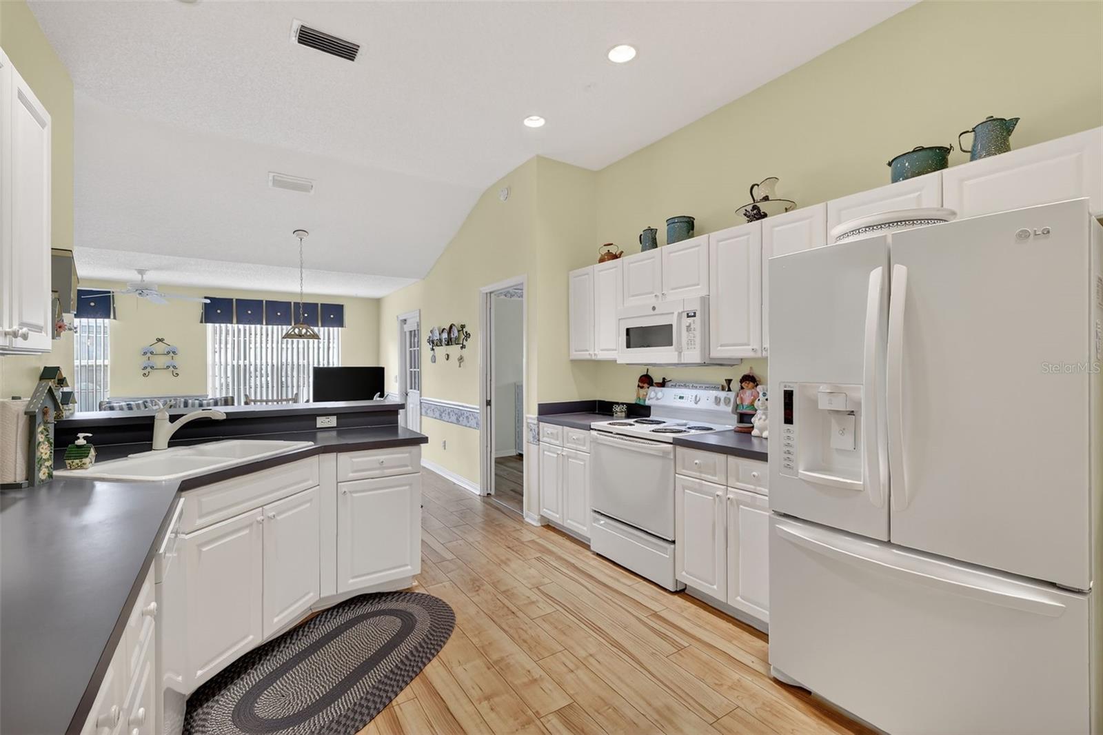 648 San Marino, The Villages, FL 32159