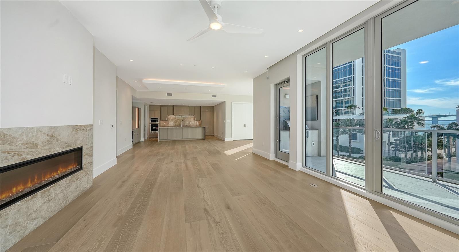 223 Golden Gate Unit 302, Sarasota, FL 34236