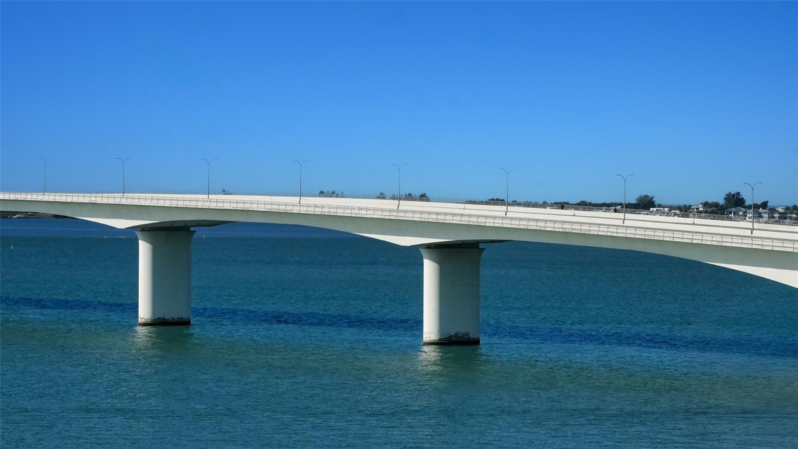 223 Golden Gate Unit 302, Sarasota, FL 34236