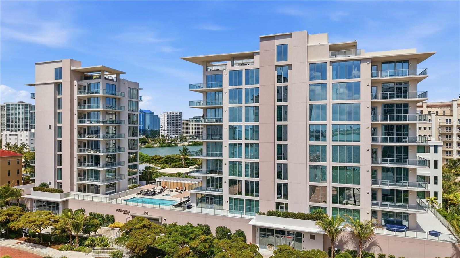 223 Golden Gate Unit 302, Sarasota, FL 34236