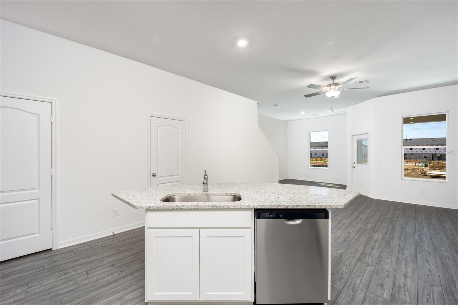 697 Poppy, Dundee, FL 33838
