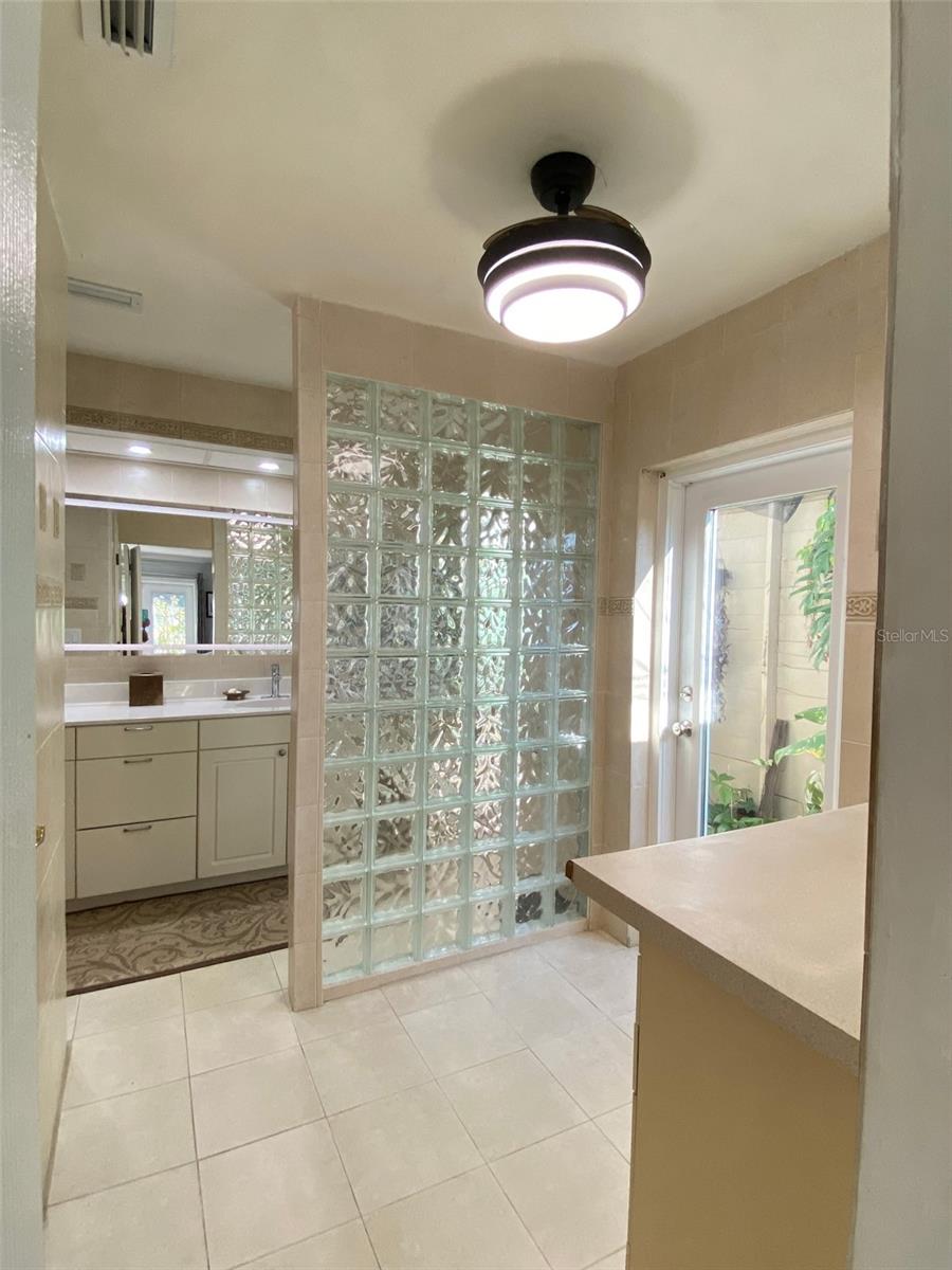 4076 Southwell, Sarasota, FL 34241