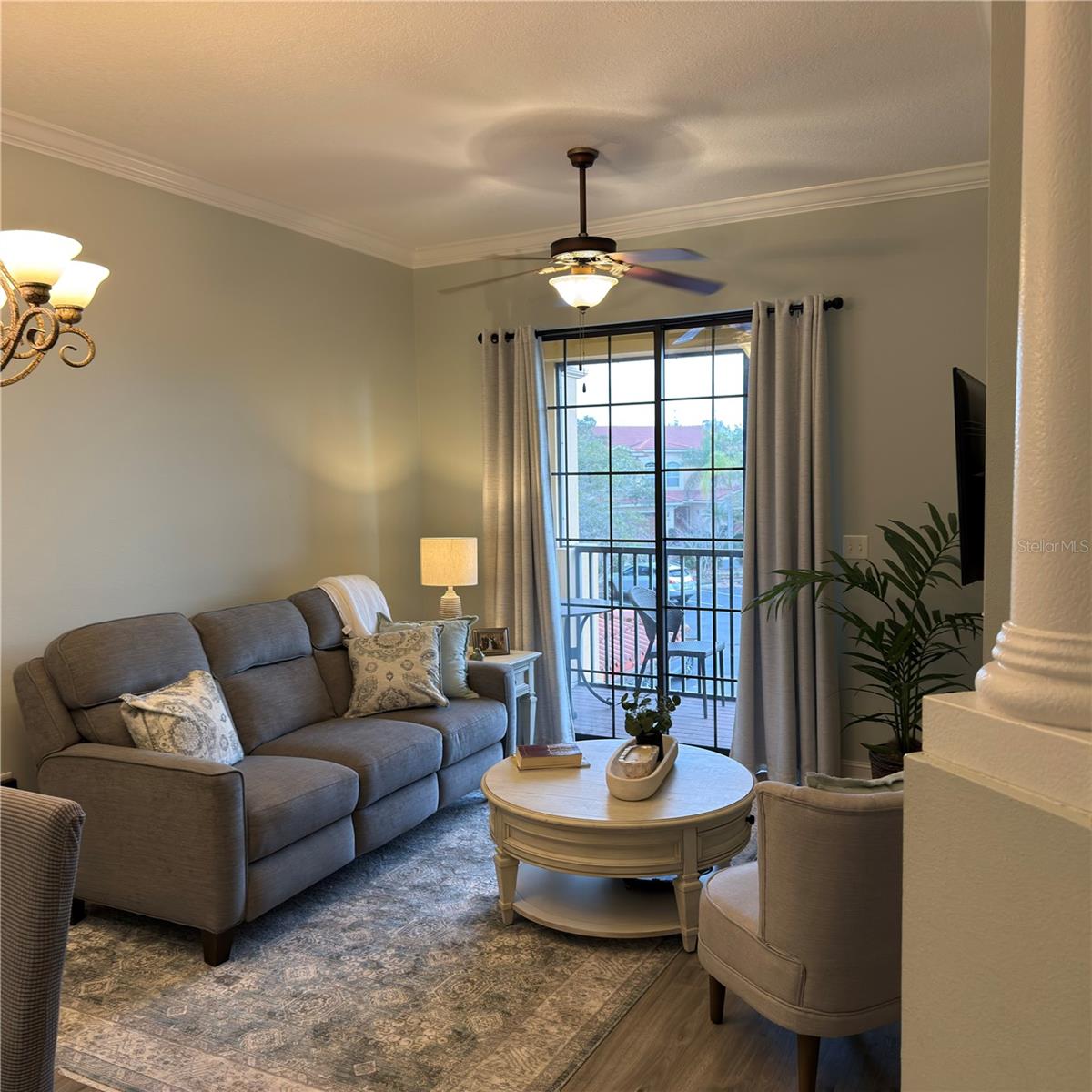 13941 Clubhouse Unit 208, Tampa, FL 33618