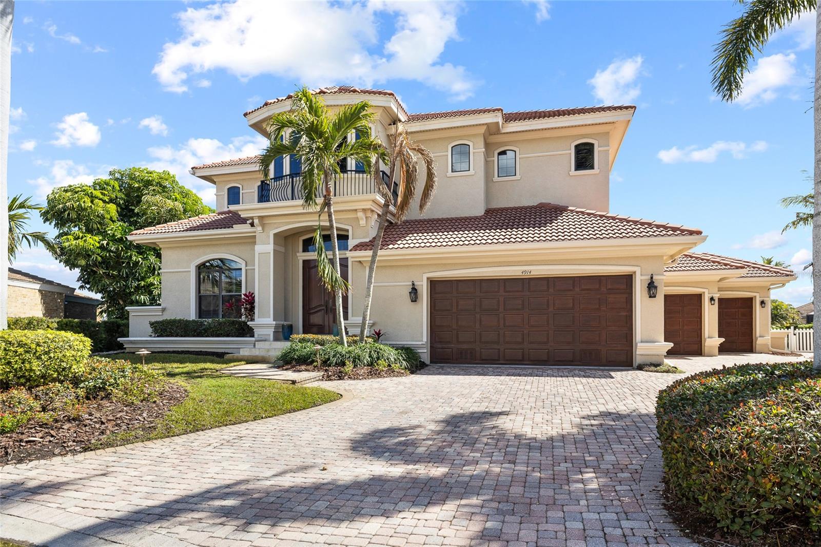 4914 59th, St Petersburg, FL 33715
