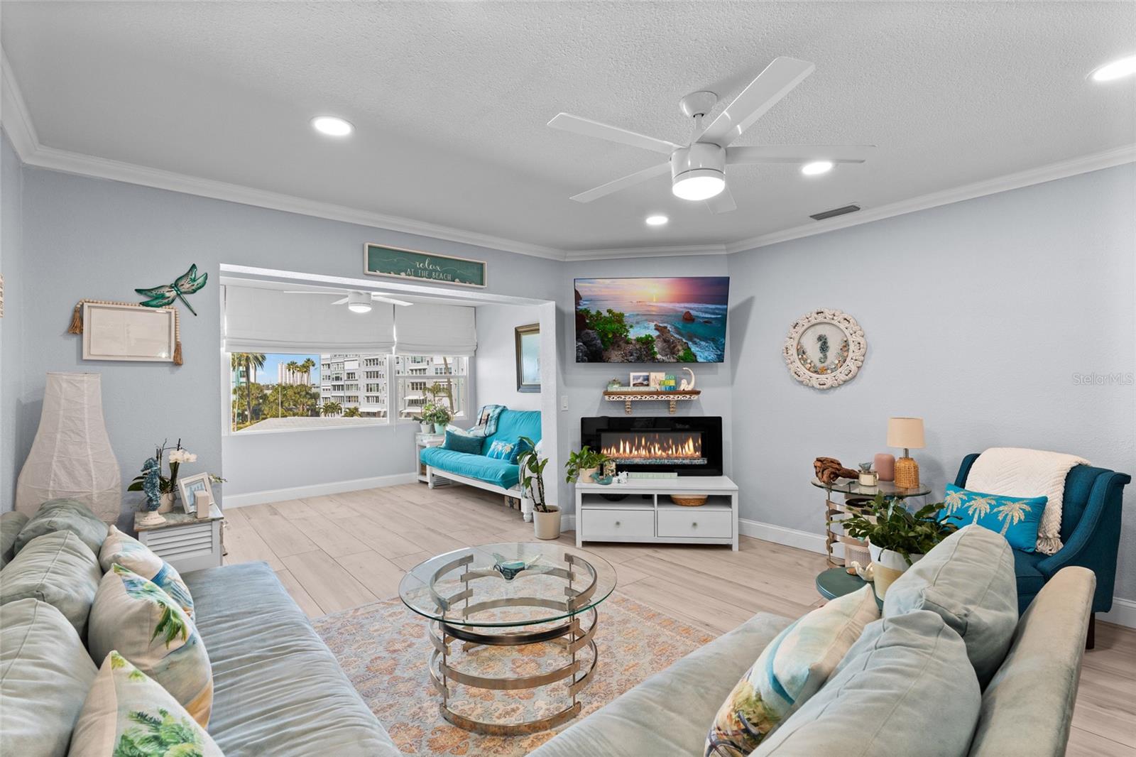 1898 Shore Unit 319, South Pasadena, FL 33707