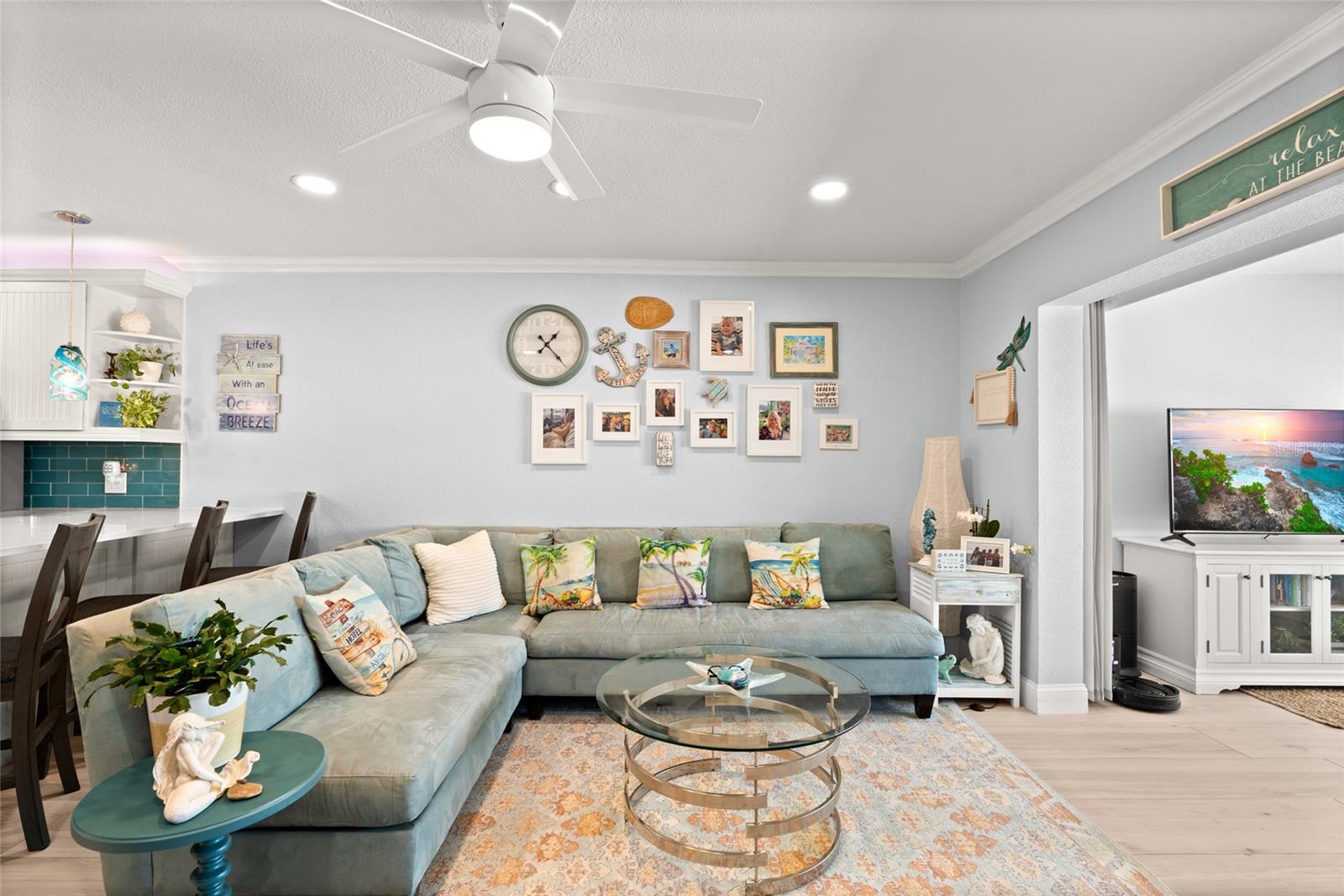 1898 Shore Unit 319, South Pasadena, FL 33707