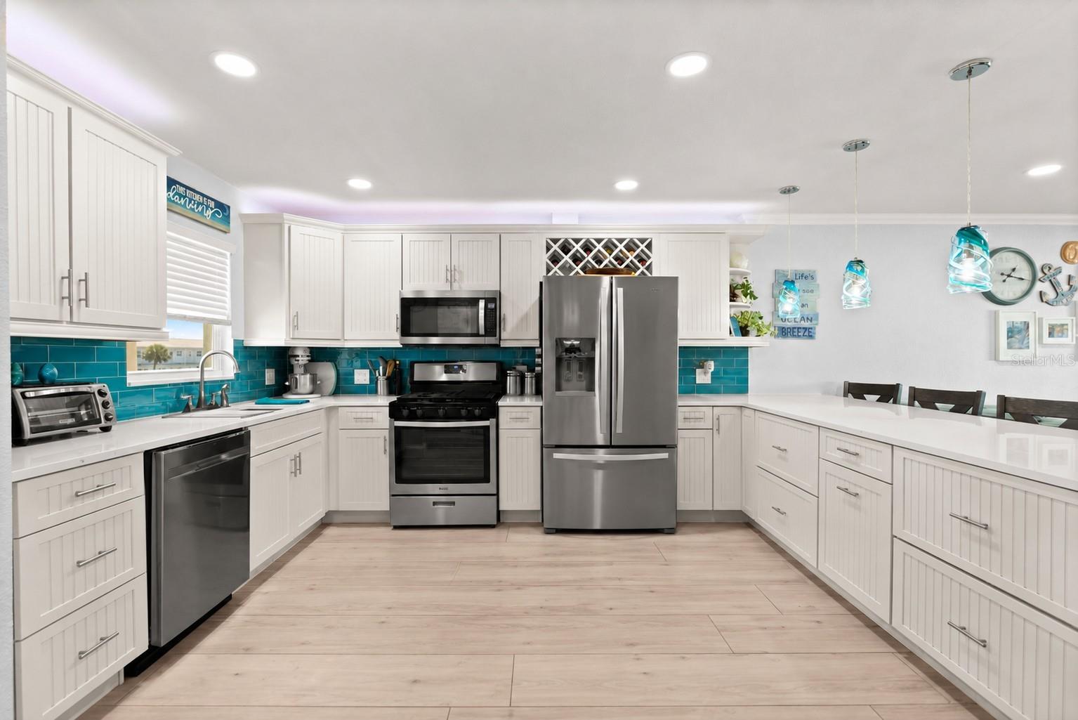 1898 Shore Unit 319, South Pasadena, FL 33707