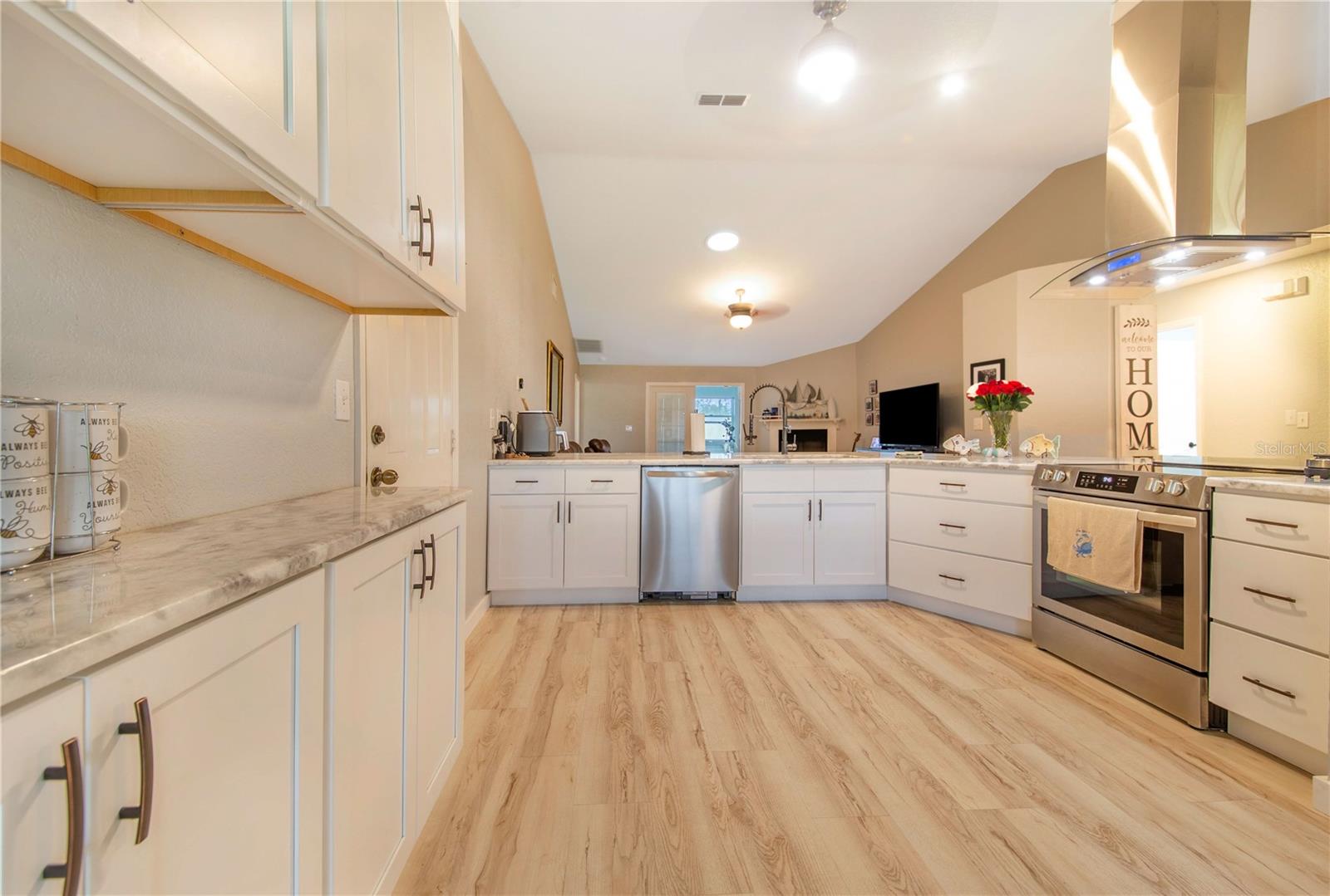 194 Lake Mariam, Winter Haven, FL 33884