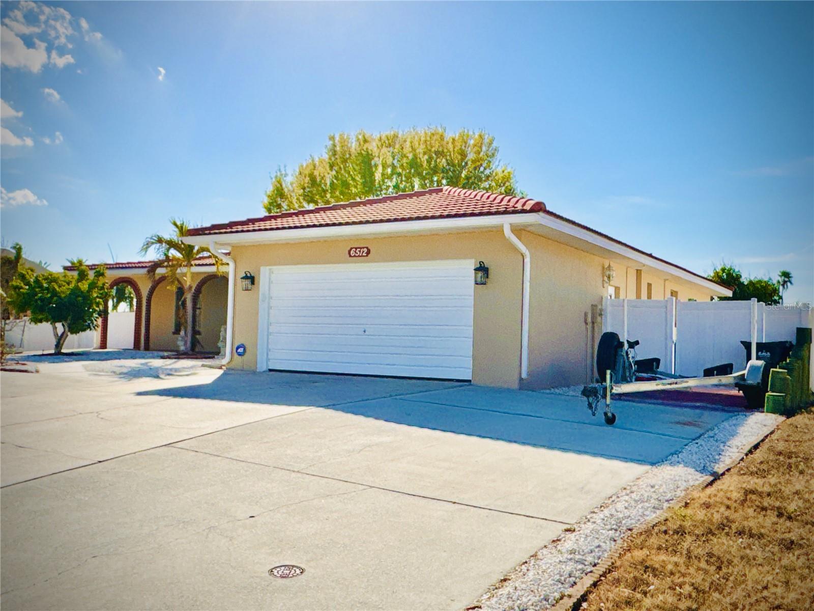 6512 Manila Palm, Apollo Beach, FL 33572