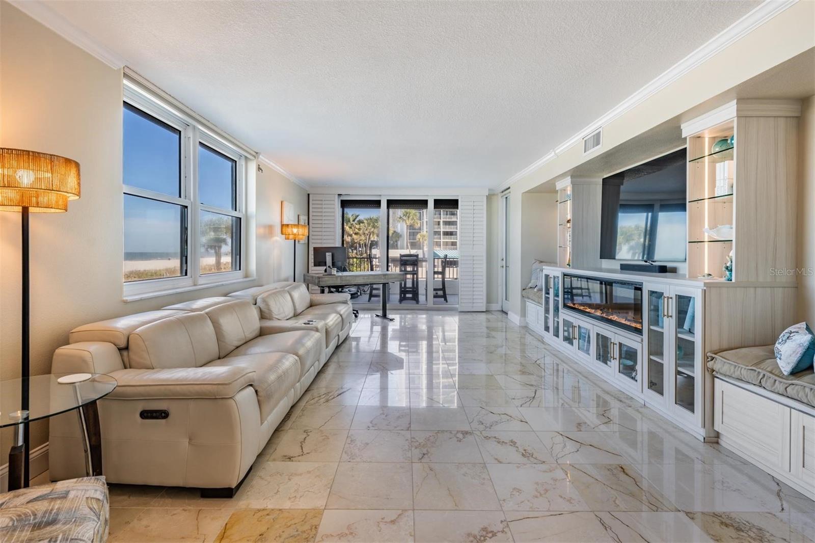 1400 Gulf Unit 109, Clearwater Beach, FL 33767