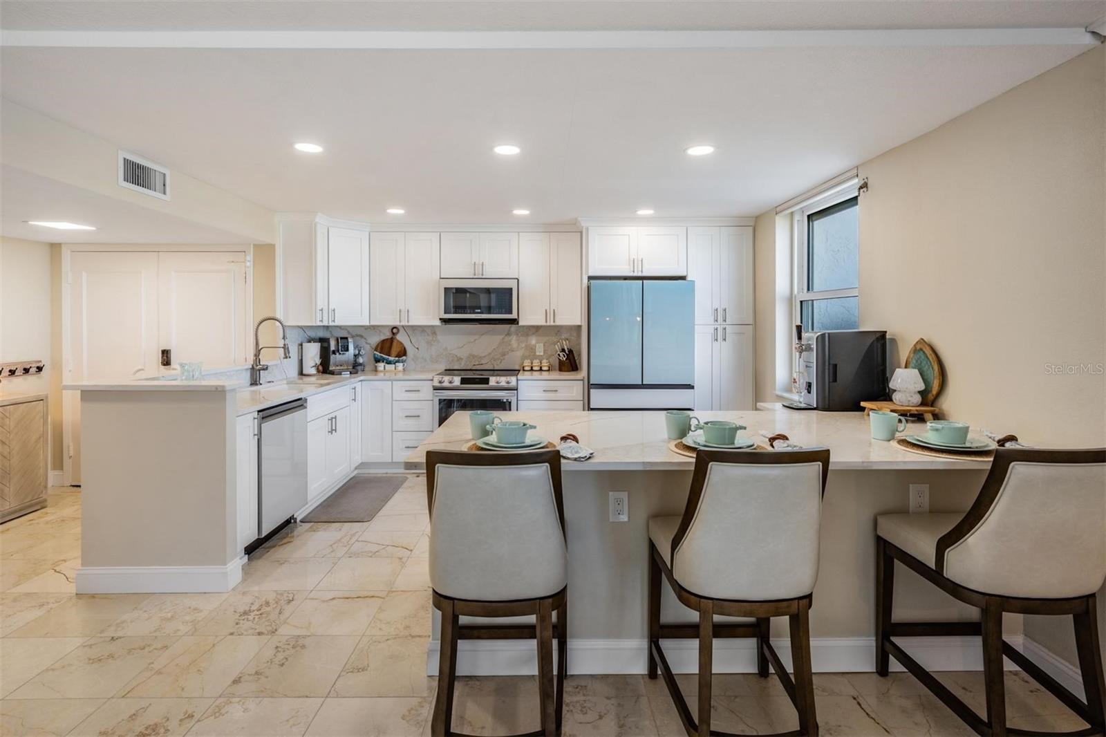1400 Gulf Unit 109, Clearwater Beach, FL 33767