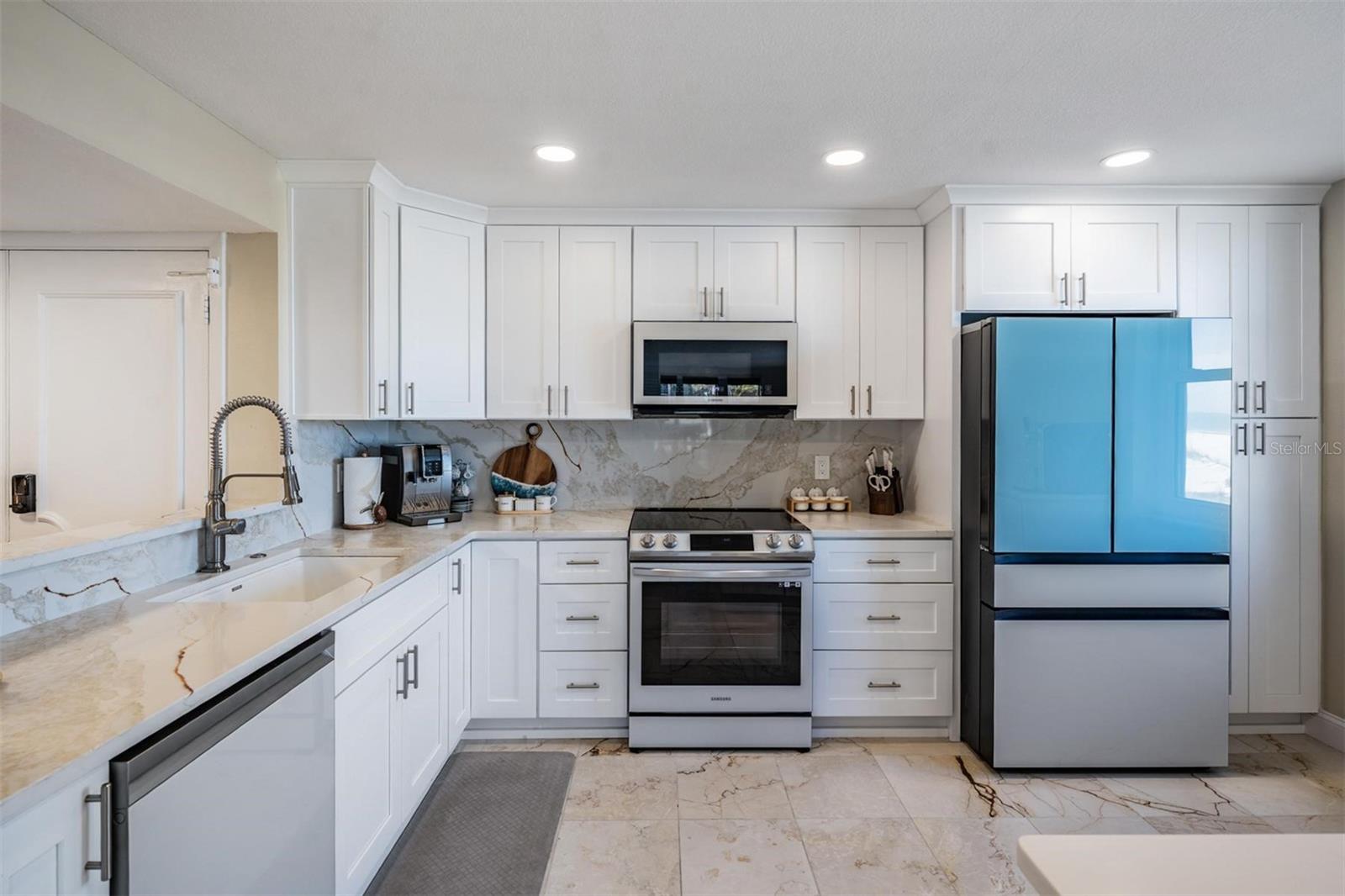 1400 Gulf Unit 109, Clearwater Beach, FL 33767