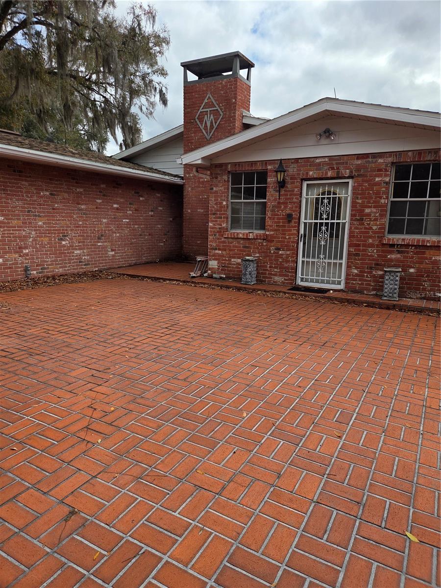 4911 Sam Allen, Plant City, FL 33565
