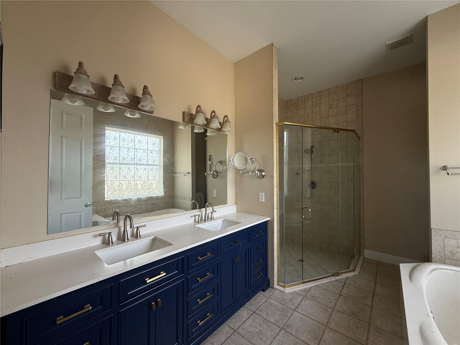 186 Bear Pointe, Lake Placid, FL 33852