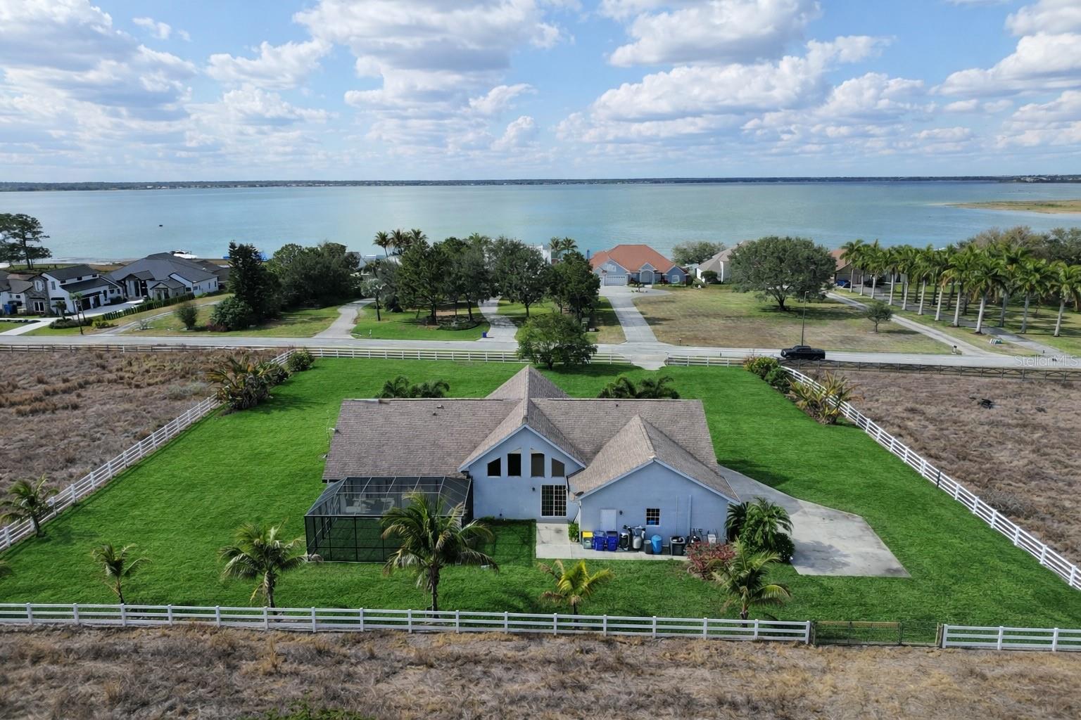186 Bear Pointe, Lake Placid, FL 33852