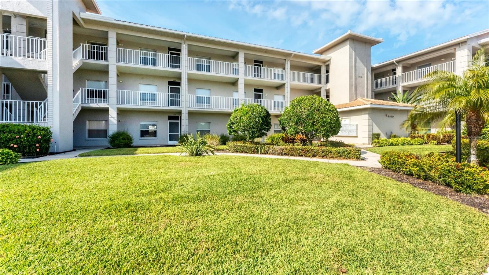 9610 Club South Unit 4106, Sarasota, FL 34238