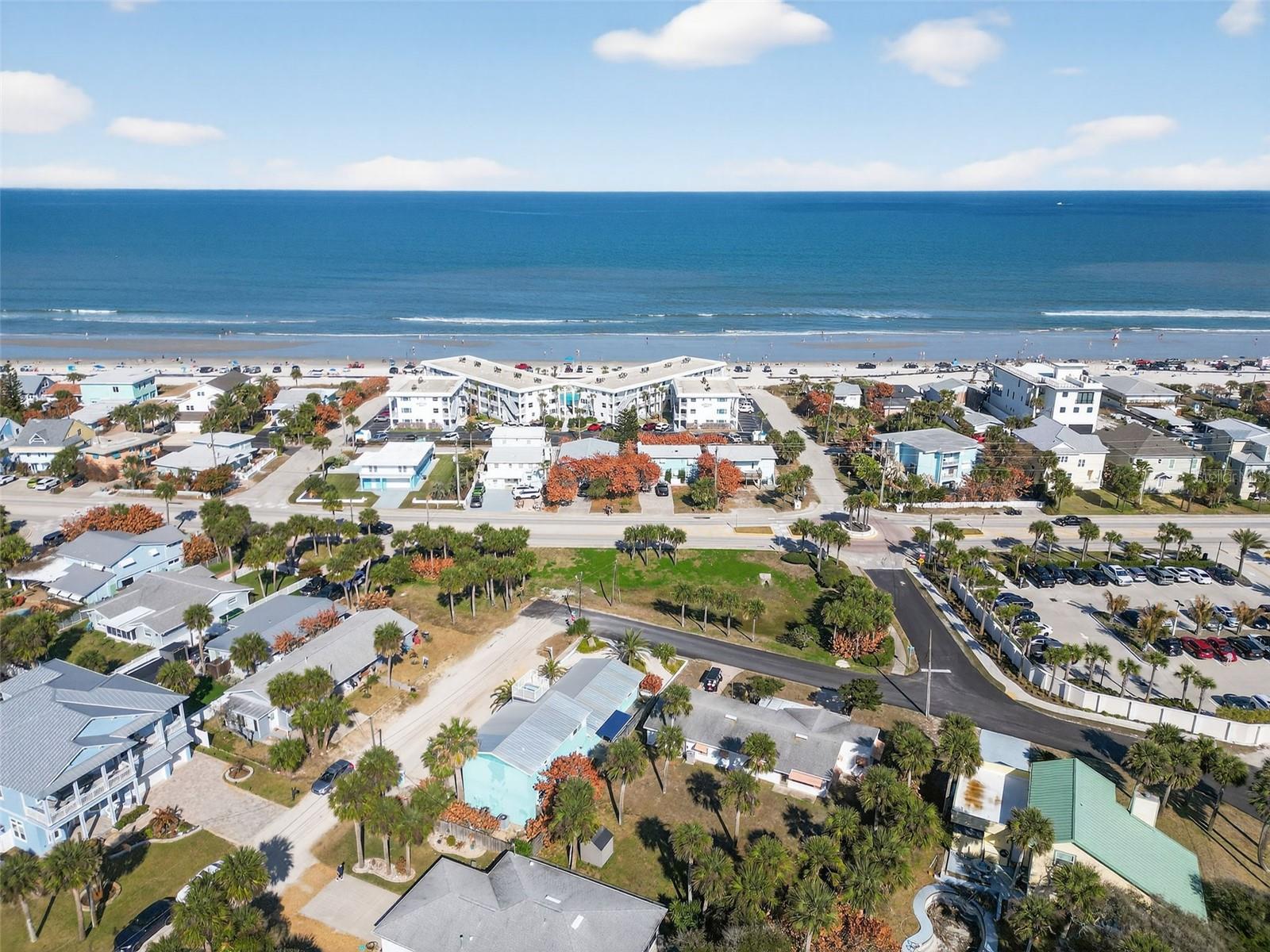 923 Locust, New Smyrna Beach, FL 32169