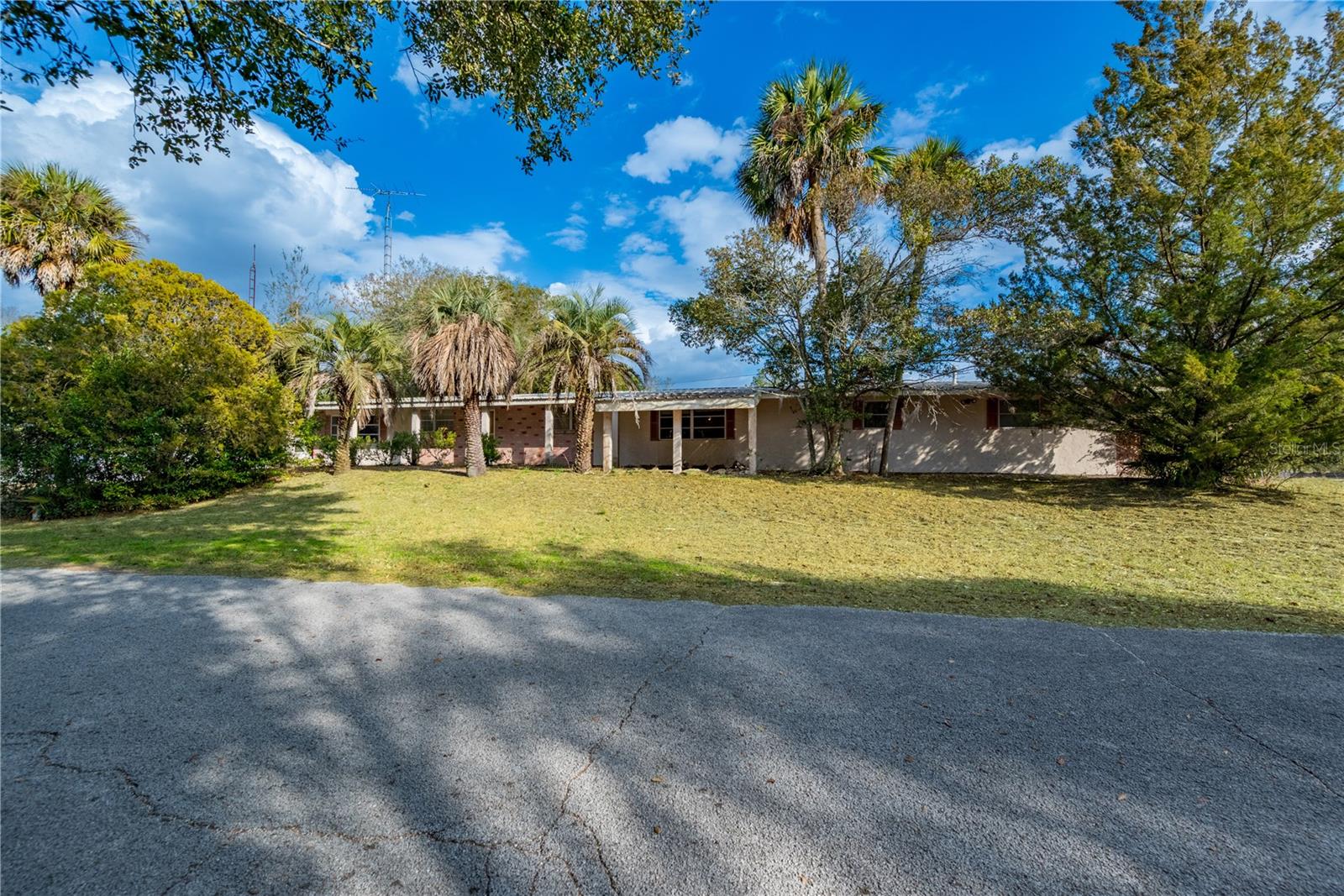 15851 15th, Williston, FL 32696