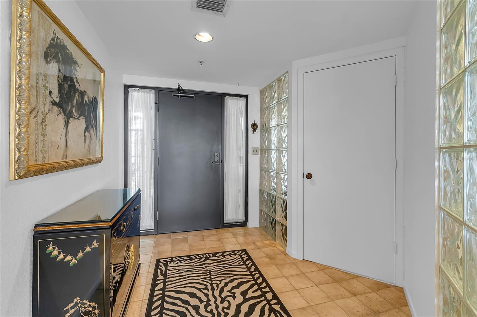 2110 Harbourside Unit 523, Longboat Key, FL 34228