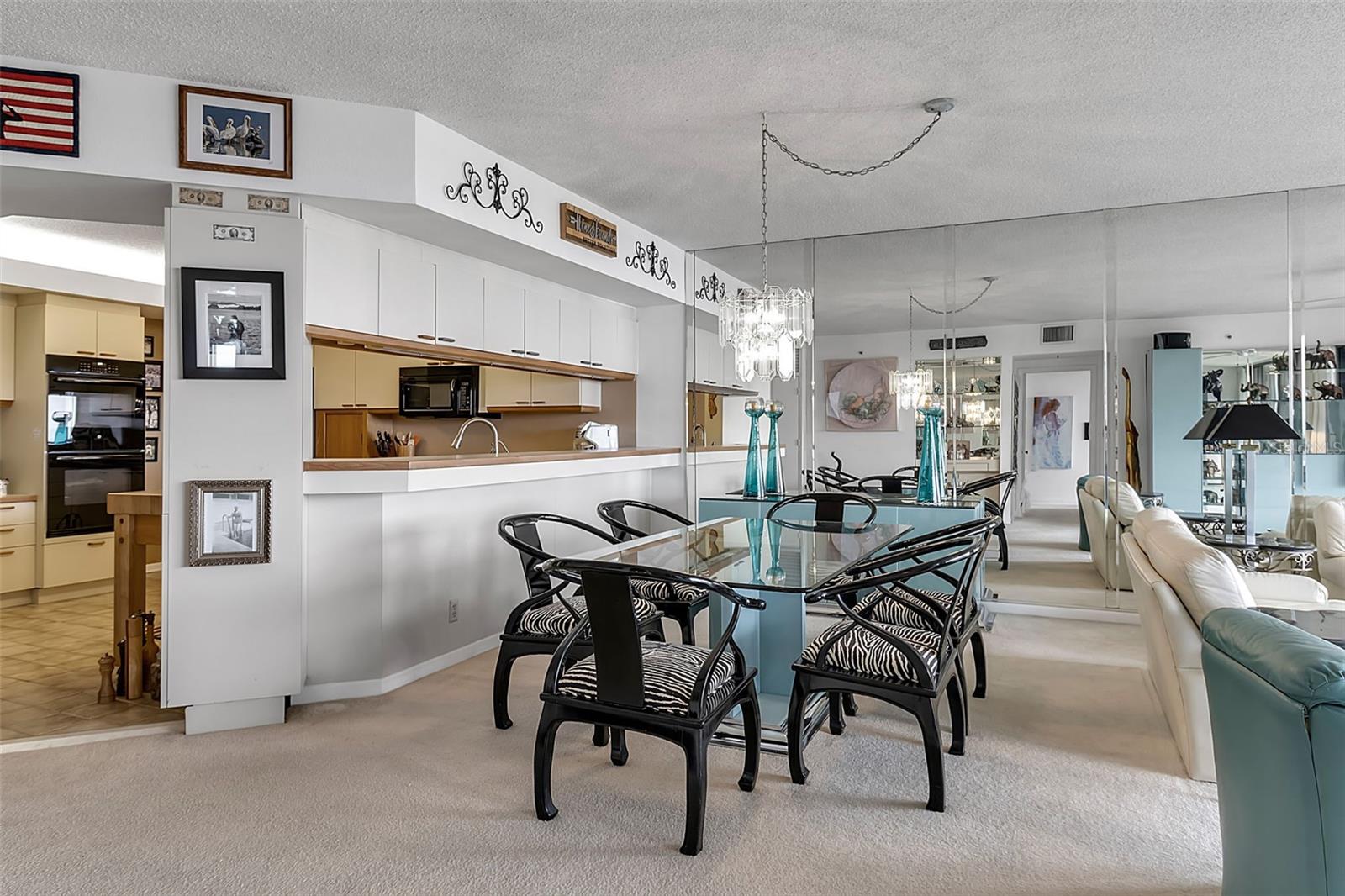 2110 Harbourside Unit 523, Longboat Key, FL 34228