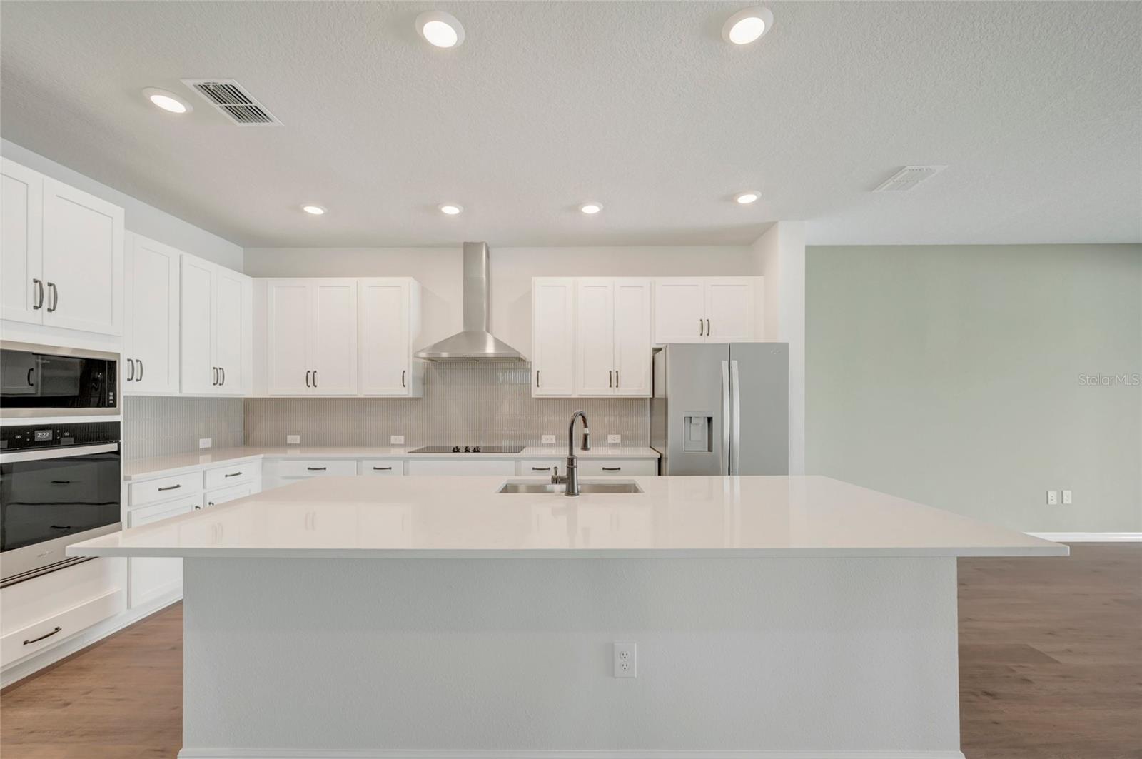 614 Kingswood, Bradenton, FL 34212