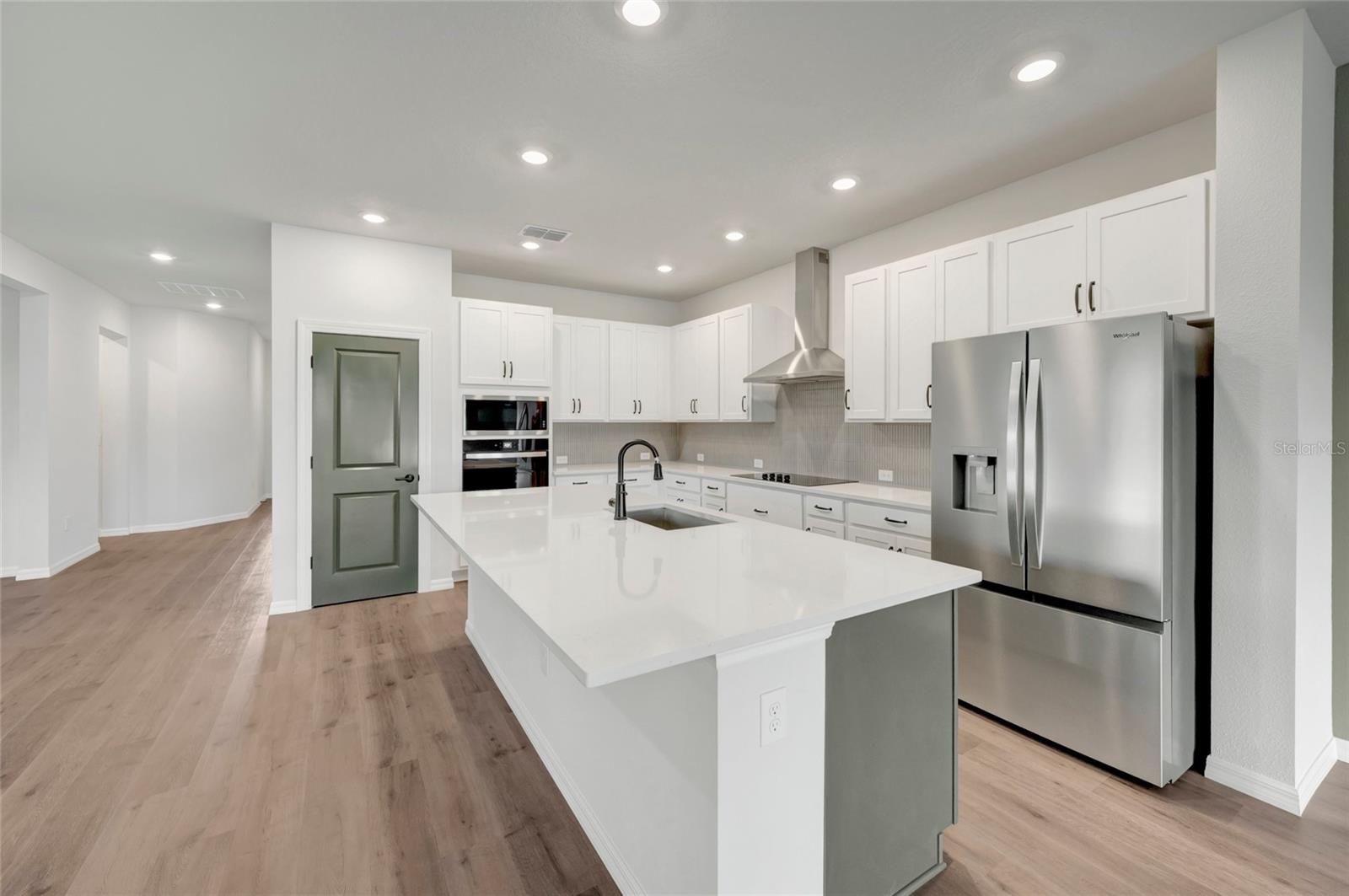 614 Kingswood, Bradenton, FL 34212