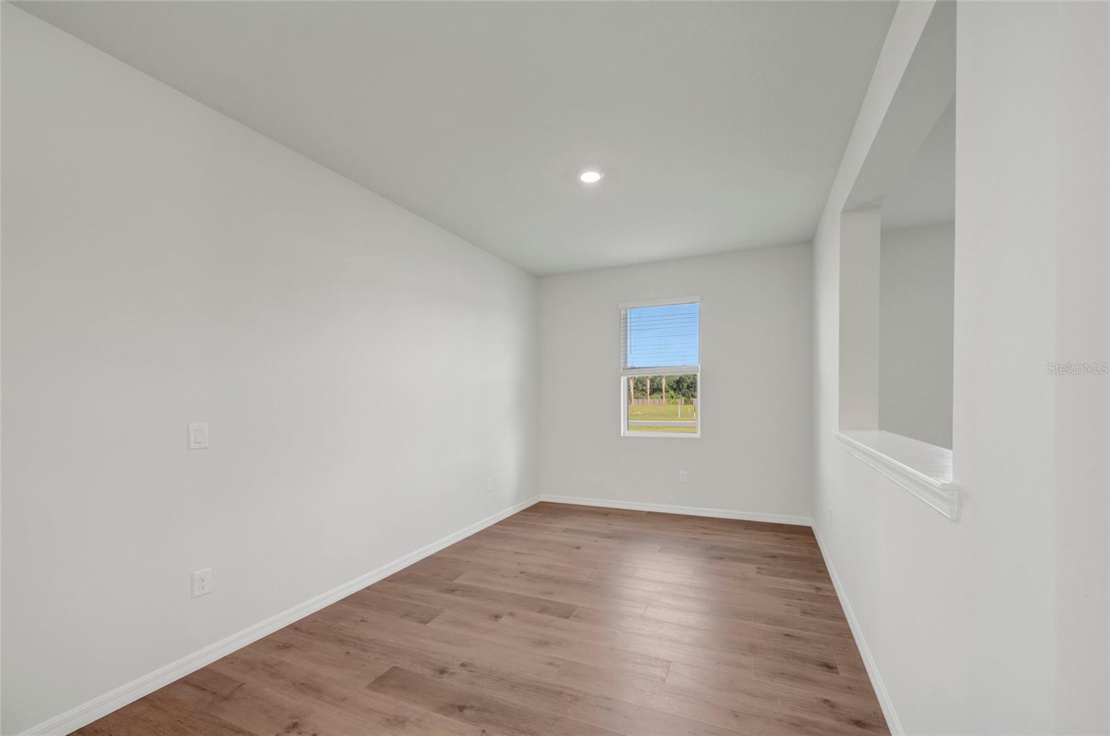 614 Kingswood, Bradenton, FL 34212