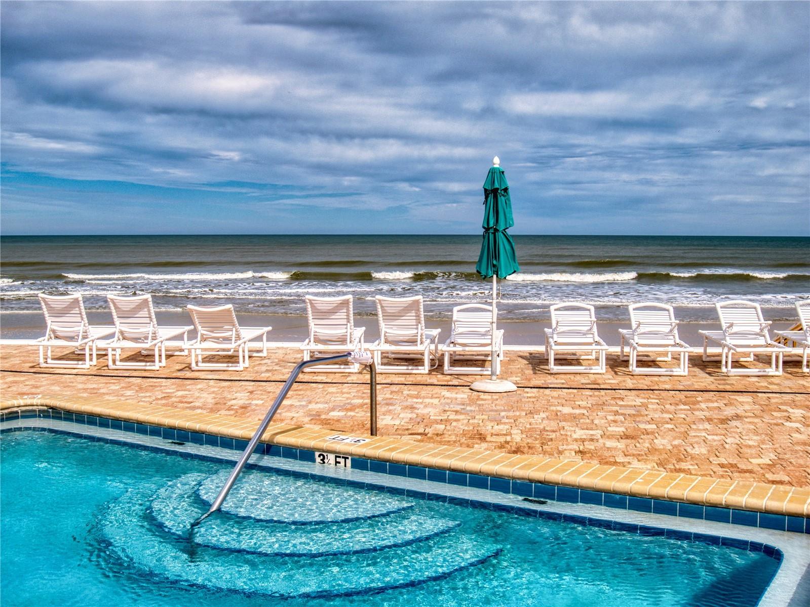 4849 Saxon Unit C208, New Smyrna Beach, FL 32169