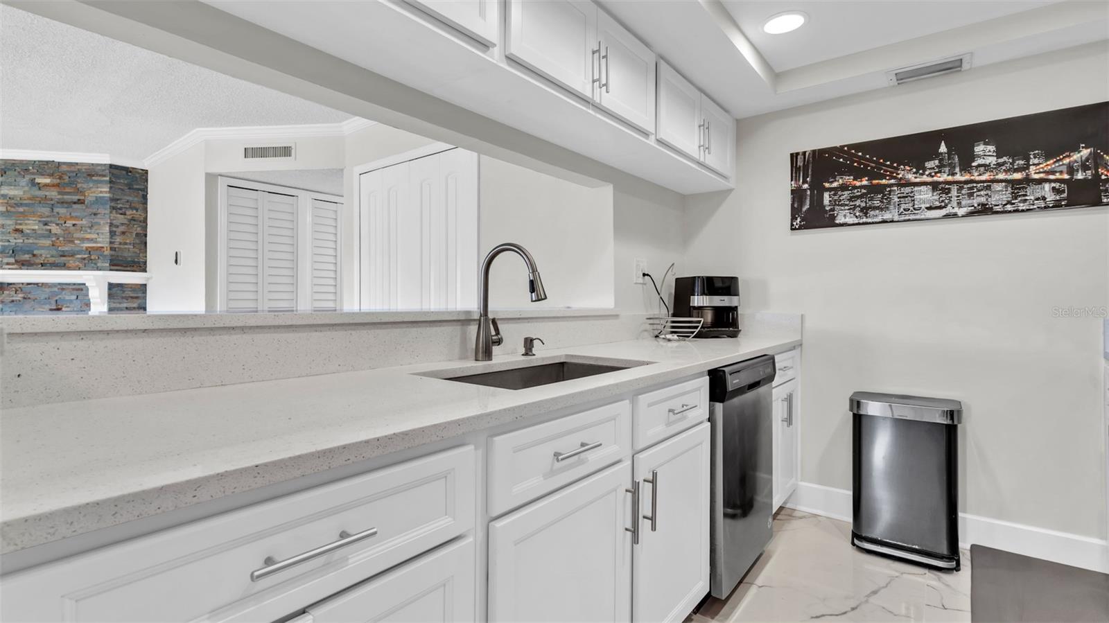 10192 Seminole Island Unit 10192, Largo, FL 33773