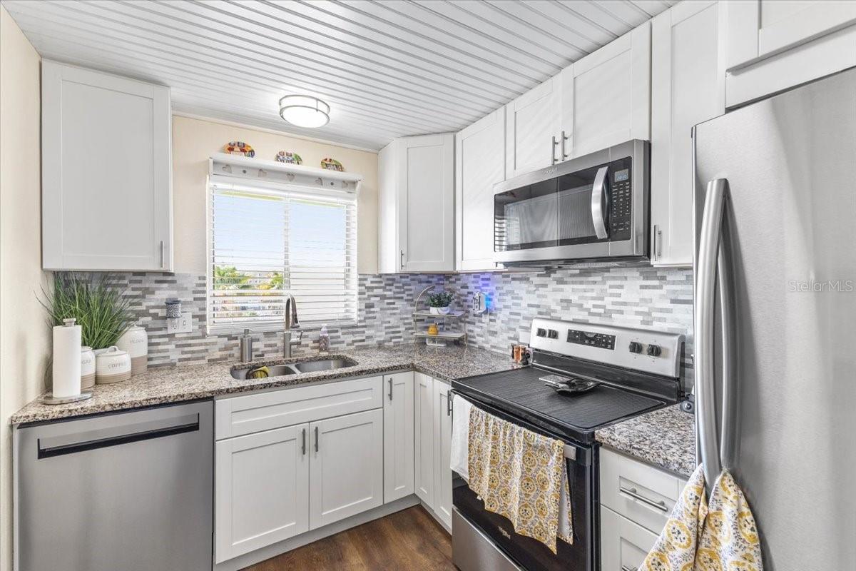 3710 Lake Bayshore Unit k416, Bradenton, FL 34205