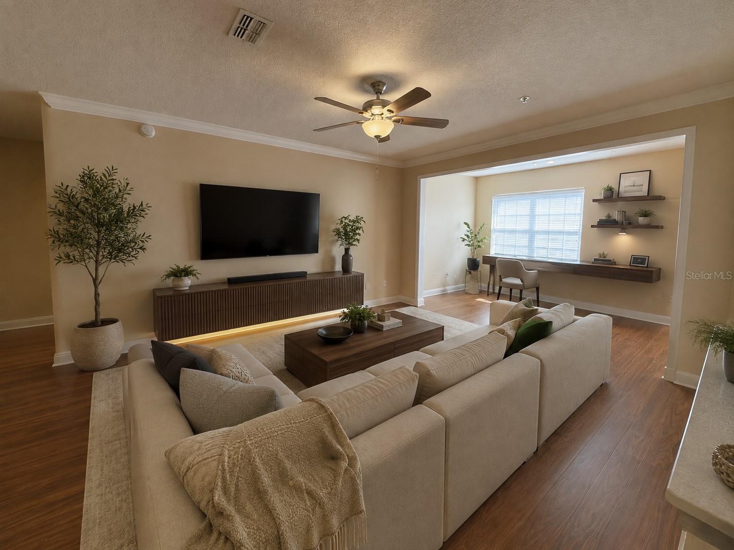 225 Southern Pecan Unit 208, Winter Garden, FL 34787