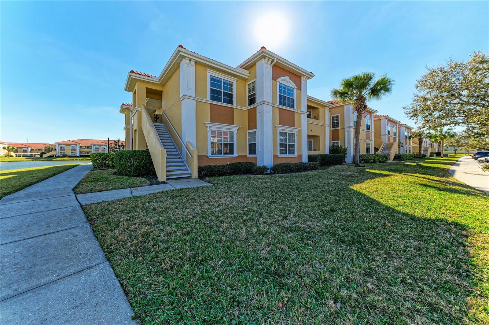 1130 Villagio Unit 201, Sarasota, FL 34237