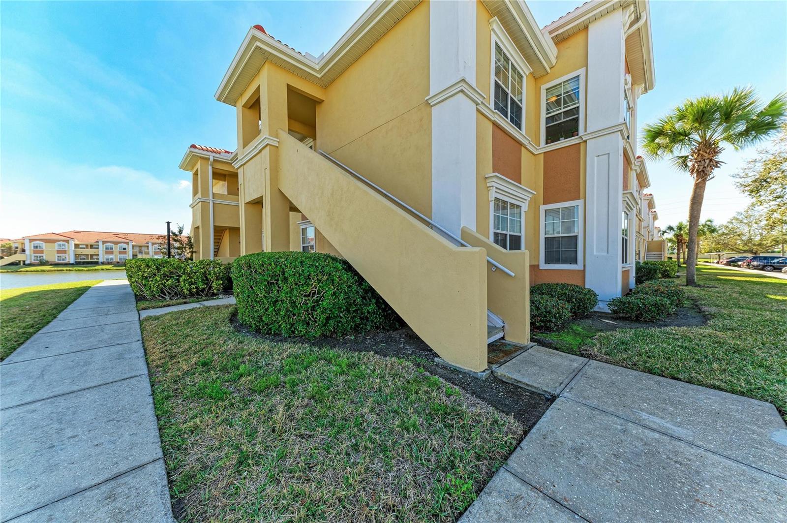1130 Villagio Unit 201, Sarasota, FL 34237