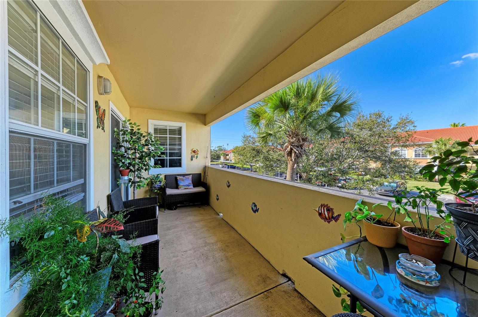 1130 Villagio Unit 201, Sarasota, FL 34237