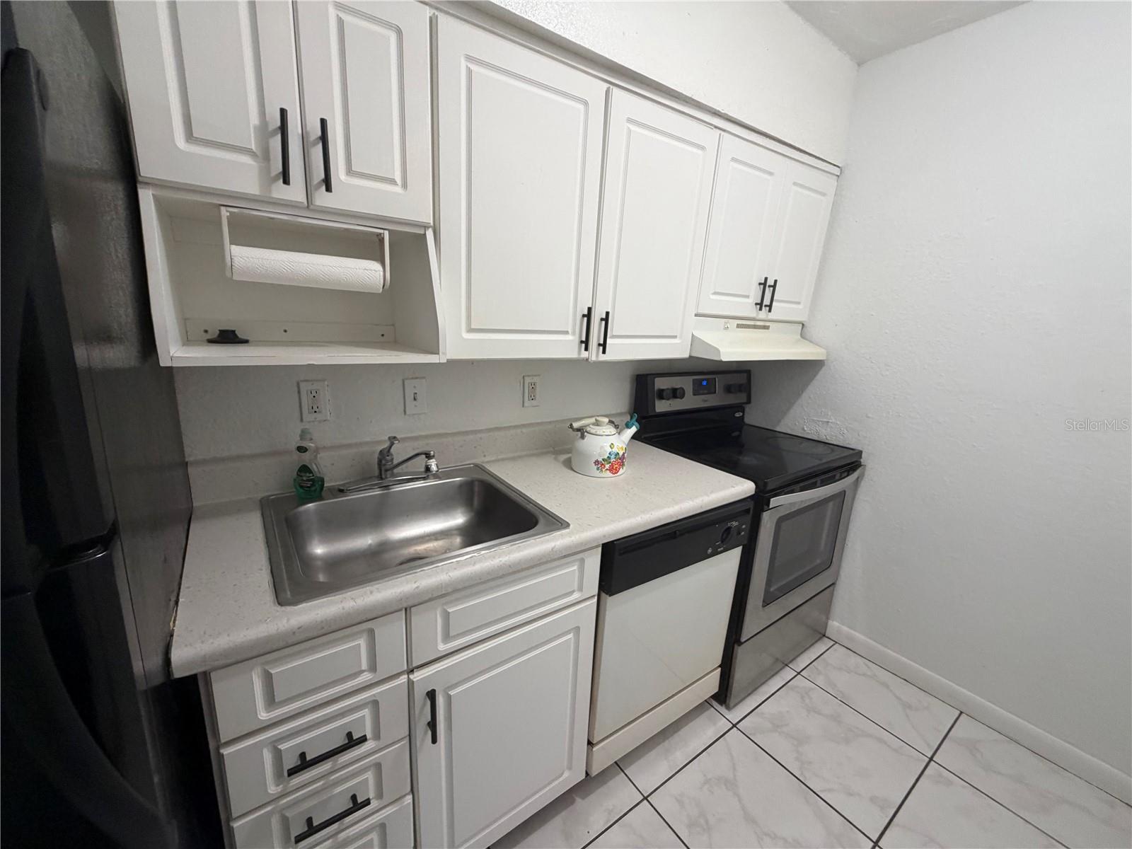 738 Ridenhour Unit L, Orlando, FL 32809