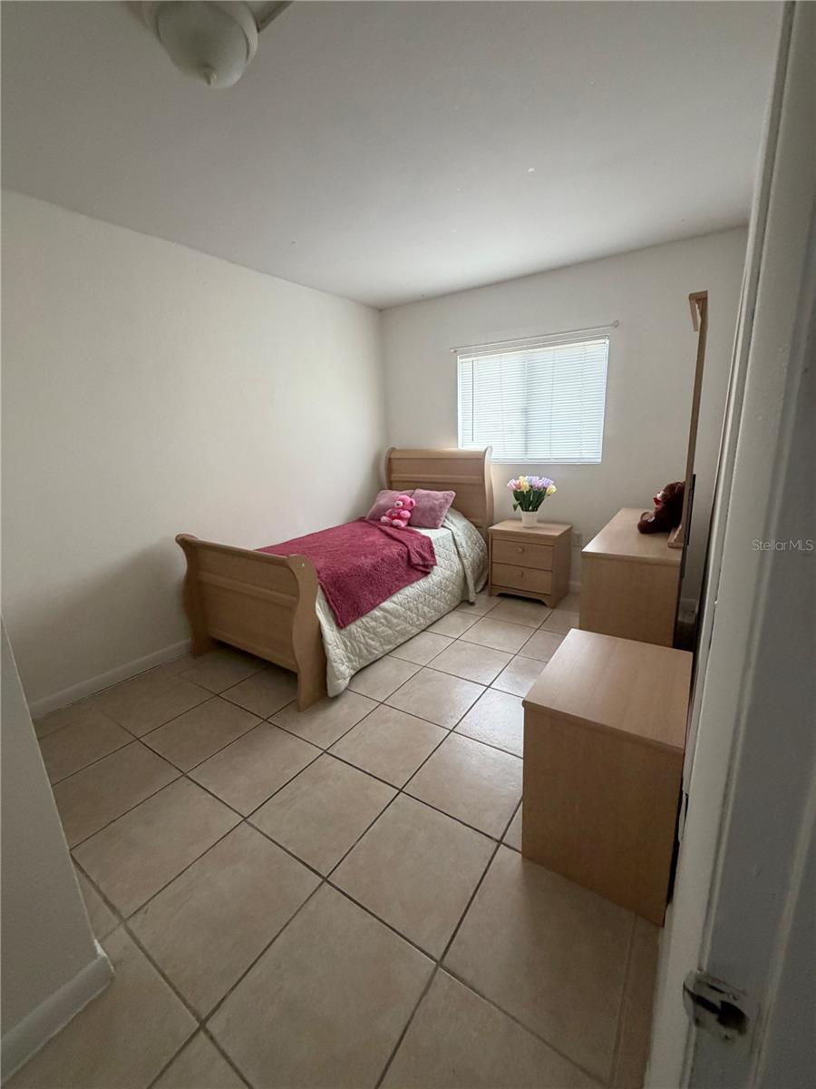 738 Ridenhour Unit L, Orlando, FL 32809