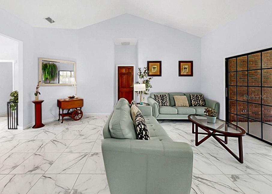 13607 2nd, Bradenton, FL 34212