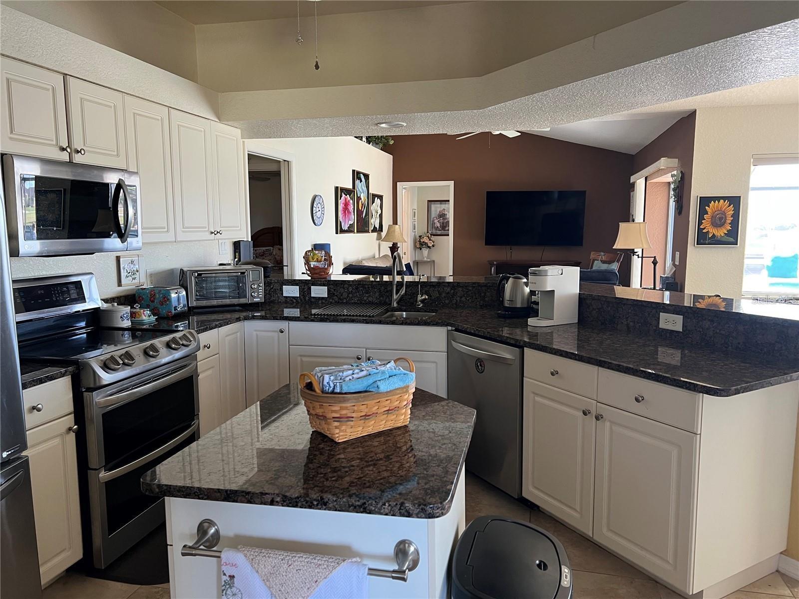 9458 Melody, Port Charlotte, FL 33981