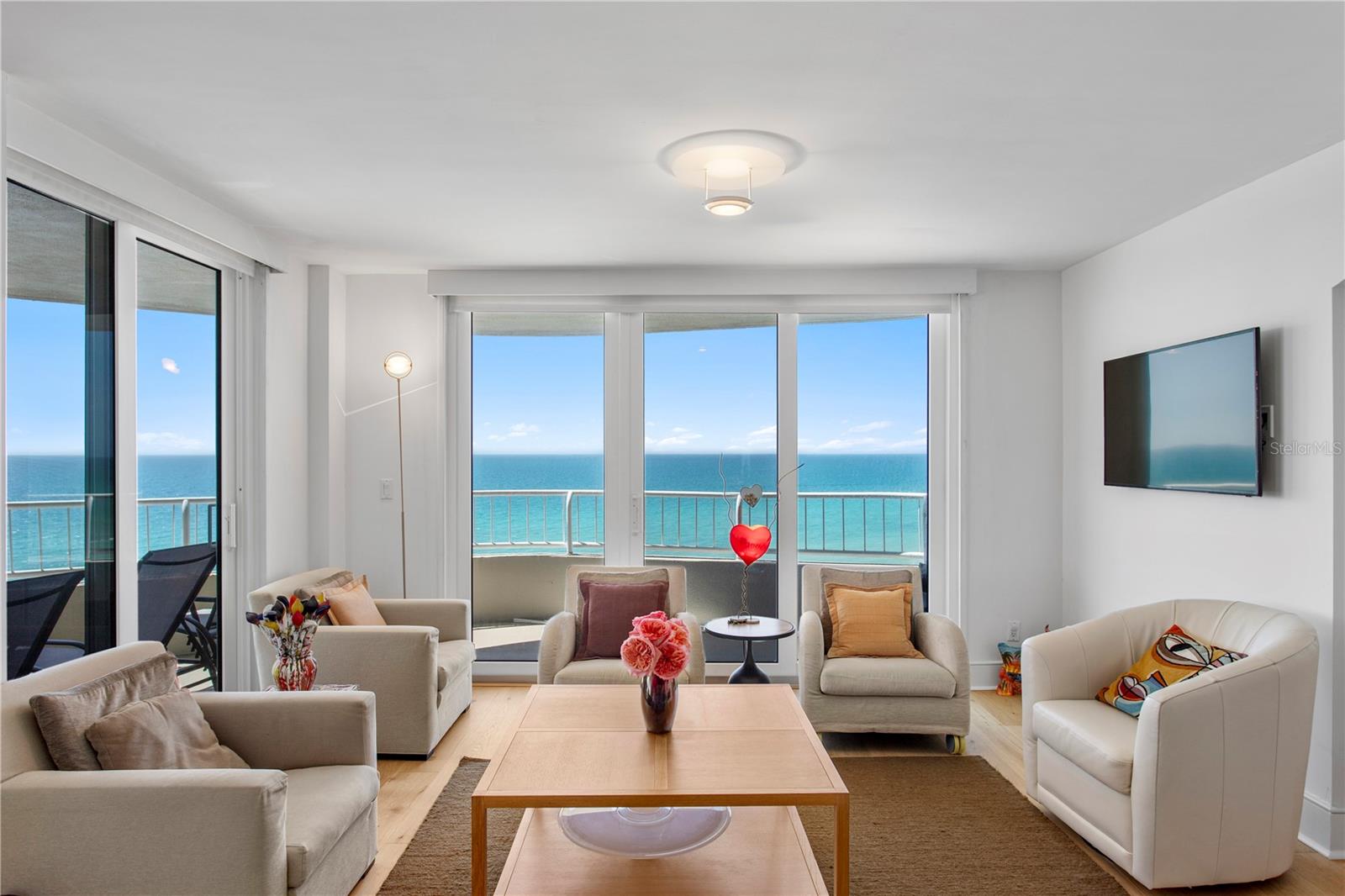 775 Longboat Club Unit 808, Longboat Key, FL 34228