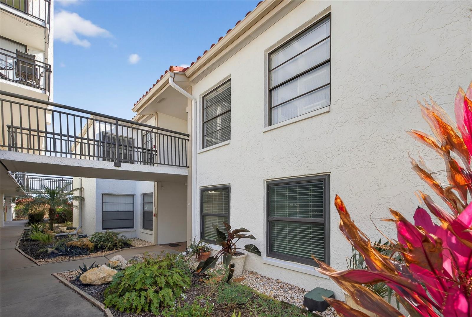 6210 Sun Unit 112, St Petersburg, FL 33715