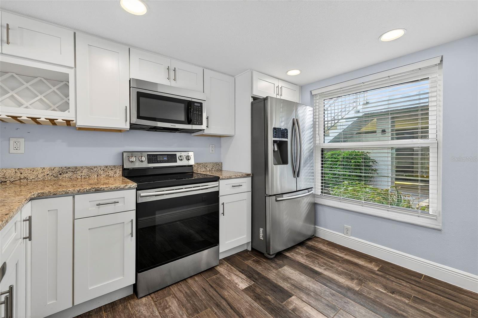 6210 Sun Unit 112, St Petersburg, FL 33715