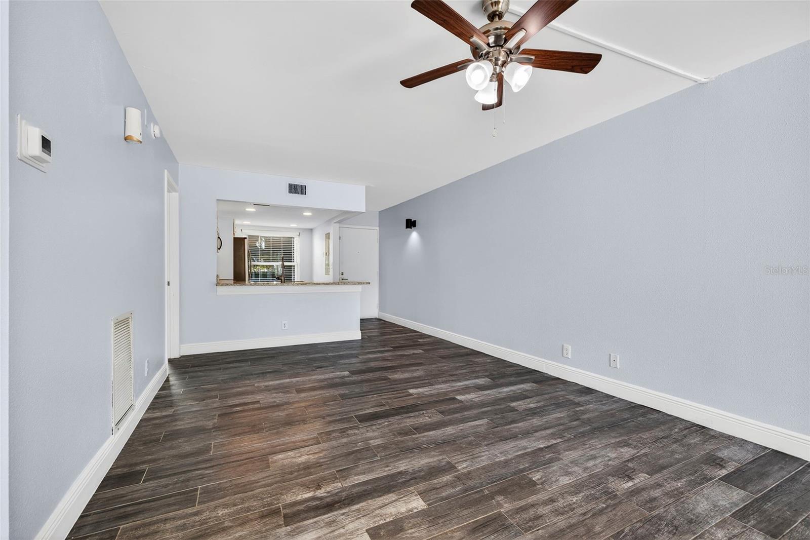 6210 Sun Unit 112, St Petersburg, FL 33715